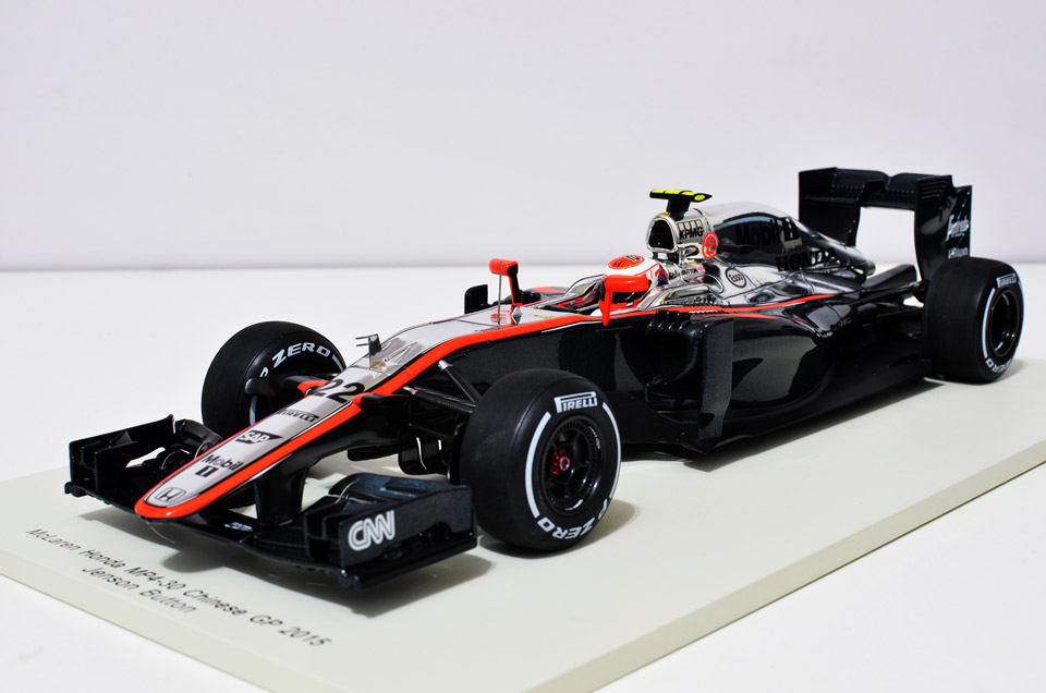JENSON BUTTON 2015 MCLAREN MP4-30 1:18